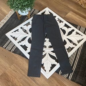 Cute ankle gray pants from Tribal. Size 0.